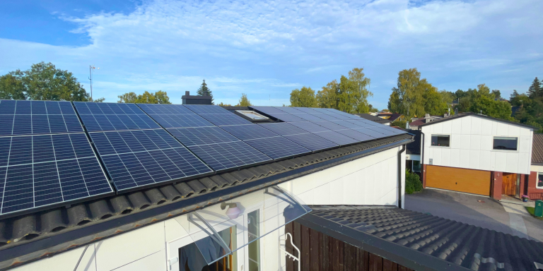 Family in Sollentuna maximizes their benefits from solar panels